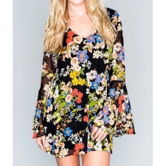 Show ME Your Mumu - Bright Floral V Neck Bell Sleeve Lined Dress Size Small - Picture 1 of 11